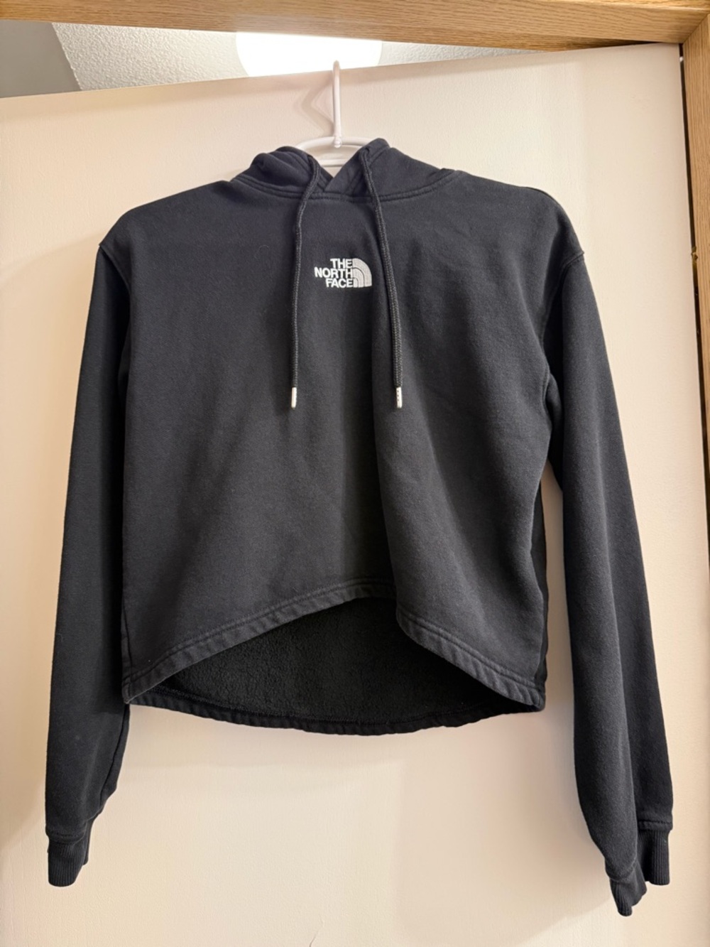 the north face cropped hoodie